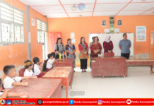 Hari Ketiga Kunjungan, Bunda PAUD Tinjau Transisi Menyenangkan di UPTD SD Negeri 078131 Niko’otano Dao