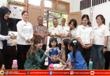 PEMKO GUNUNGSITOLI PERKUAT KESEHATAN ANAK USIA DINI MELALUI PEMBERIAN VITAMIN A DI TPA/TAMASYA