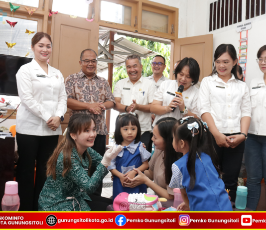 PEMKO GUNUNGSITOLI PERKUAT KESEHATAN ANAK USIA DINI MELALUI PEMBERIAN VITAMIN A DI TPA/TAMASYA