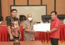 Wali Kota dan DPRD Kota Gunungsitoli Tandatangani Persetujuan 3 Ranperda